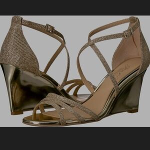 Jewel by BADGLEY MISCHKA Women's Hunt Wedge Sandal 6.5 like new